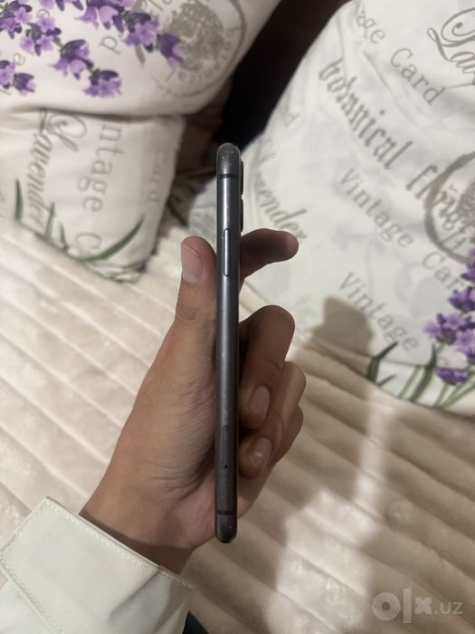 Iphone 11 ideal..