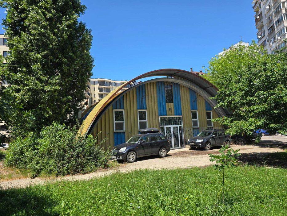 Продава се склад тип хале/метален балон (кнутсон)