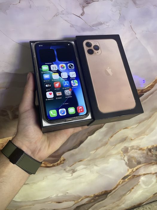 Продам телефон Айфон 11Pro 256Gb