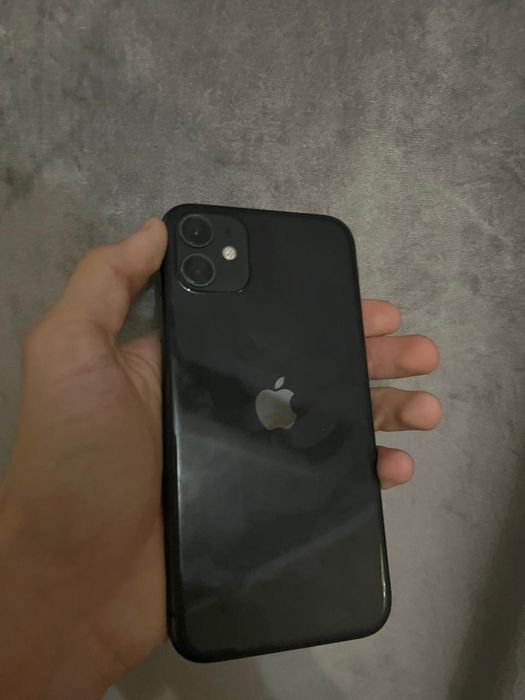 Продам iPhone 11