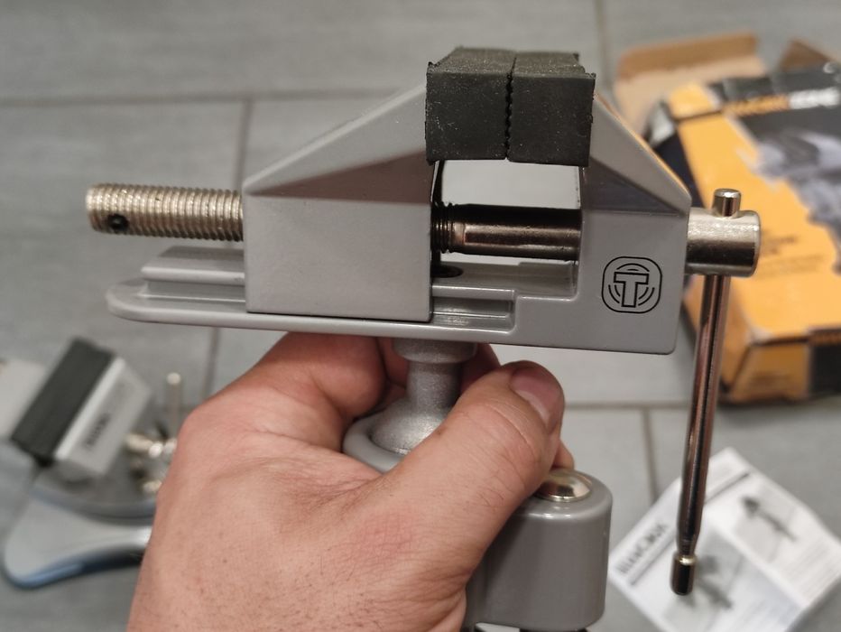 Бижутерски Менгемета / Инструменти