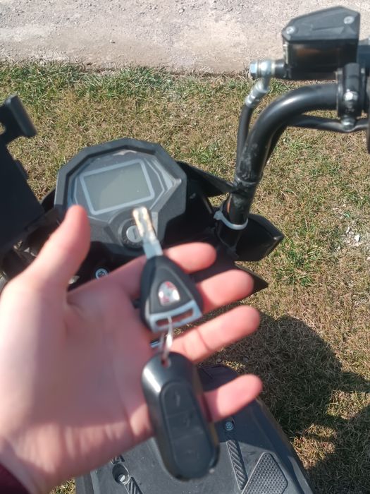 Мопед электронный продам