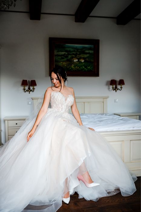 Rochie mireasa cu trena detasabila