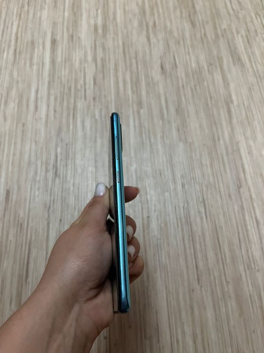 Продам Samsung Самсунг А51