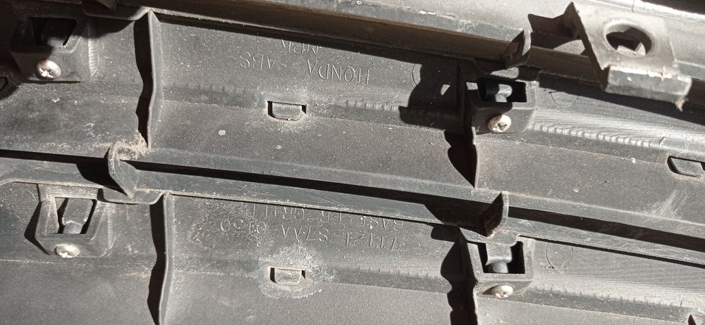 Тойота Эстима 50. Решетка. Оригинал