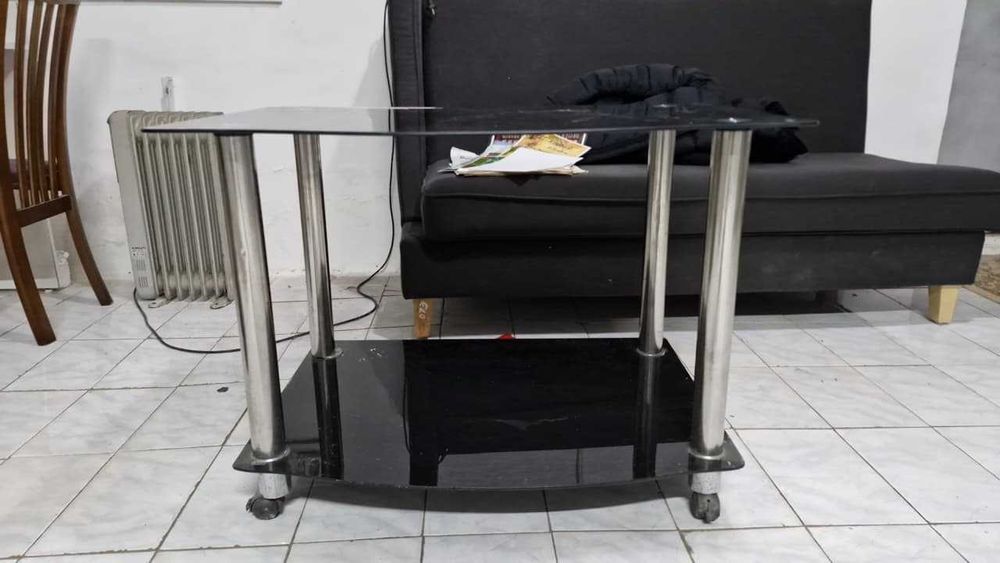 Стеклянные ветрины, Ветрина для книг