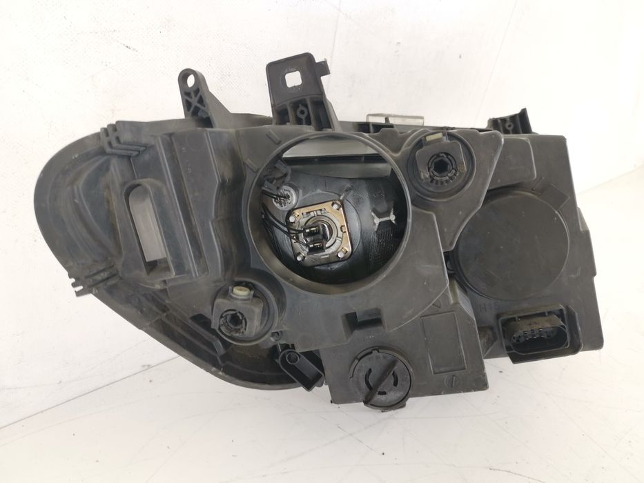 Ляво крило / Lqvo krilo Mercedes-Benz Sprinter 3 907 Оригинално