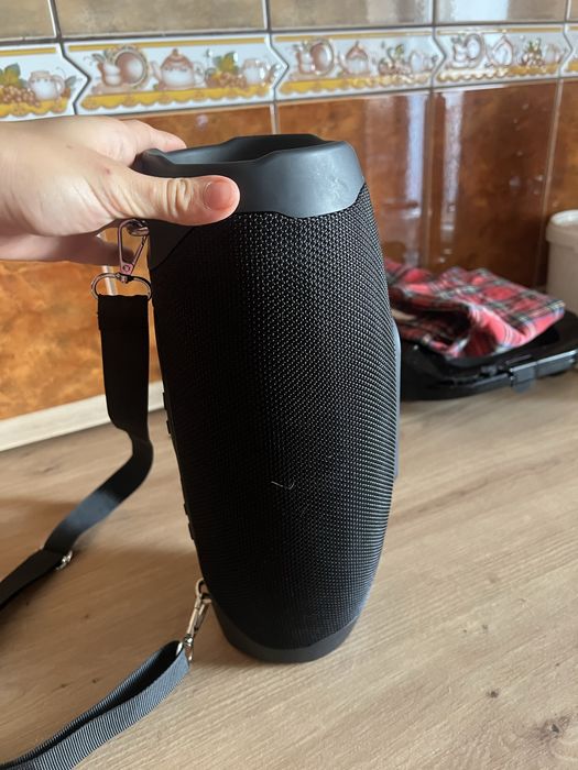 Boxa vivess utilizata dar in stare foarte buna