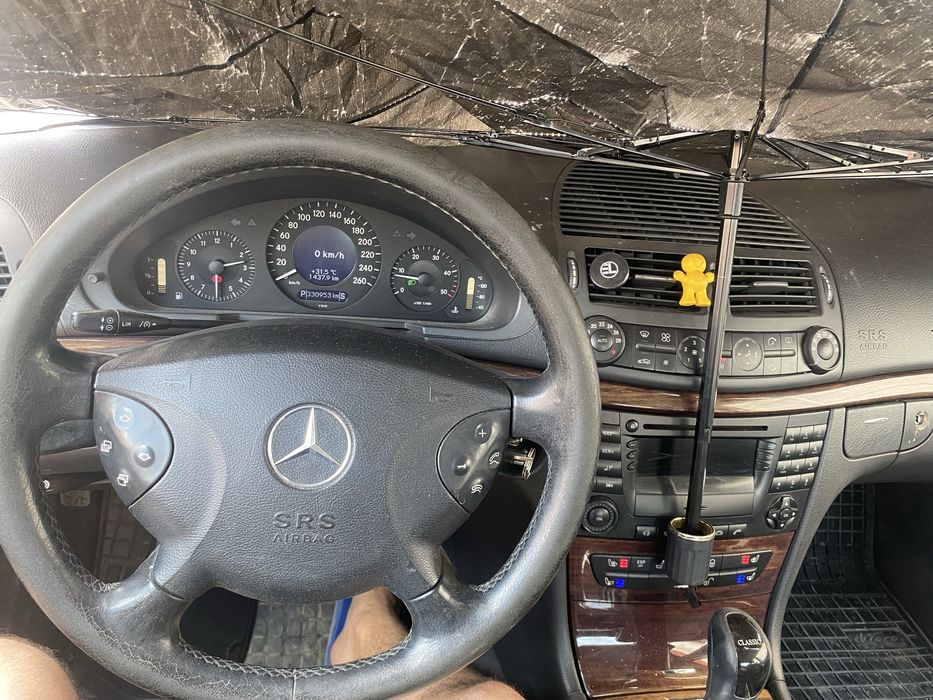 Mercedes e class 220 cdi w211