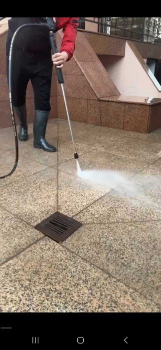 Чистка брусчатки