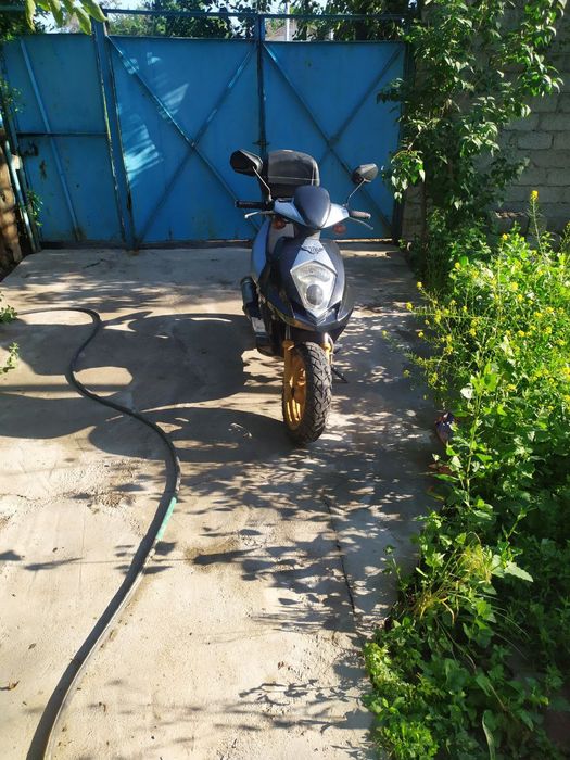 Срочно продаётся скутер.