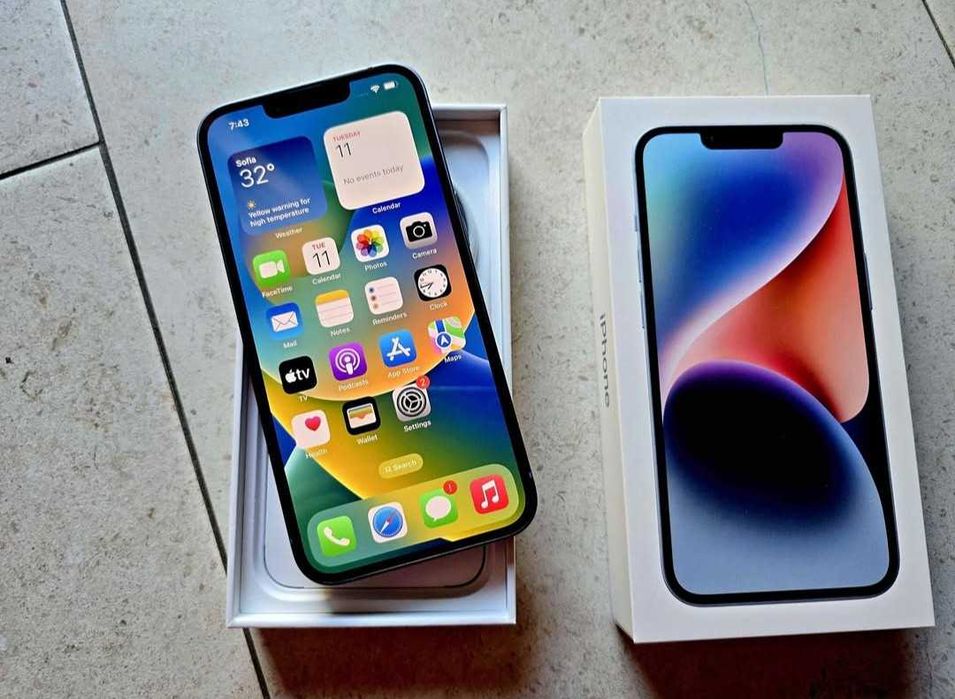 Iphone 14 blue gray