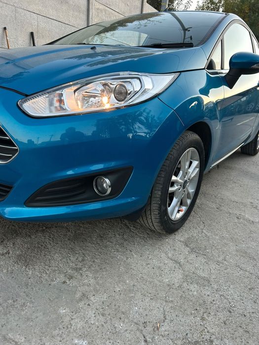 Rampă injectoare completă cu injectoare Ford Fiesta 1.0 EcoBoost 2015