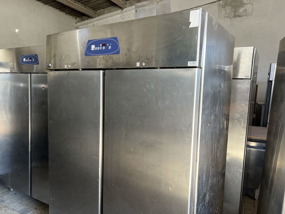 Vand echipamente bucatarie profesionale