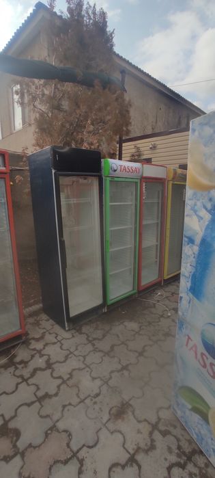 Холодильники стеклянные
