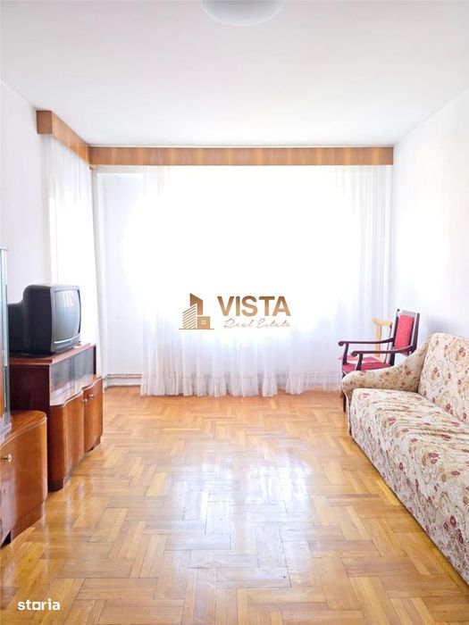 Apartament 3 camere, zona Astra