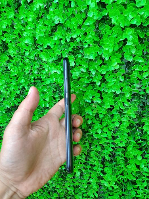Redmi 10A (32GB) Xolati O'rta Karopka Dakument Aybi Yo'q Sotiladi