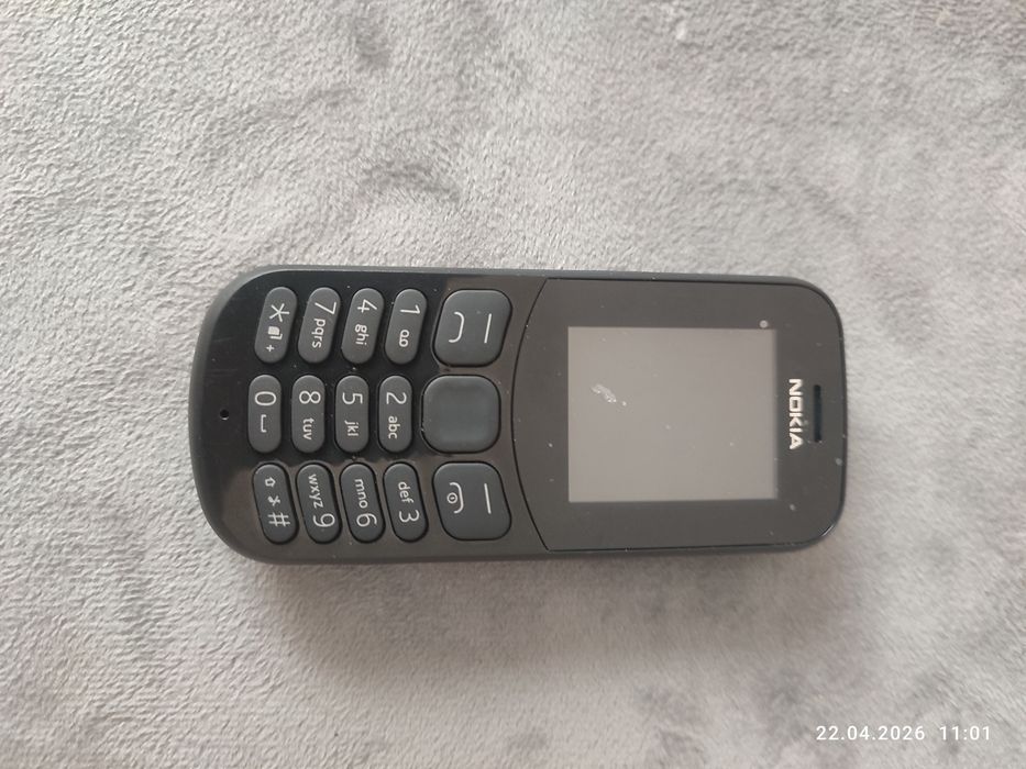 Продам телефон двух симочный