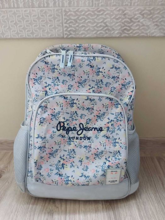 Продавам детски раници