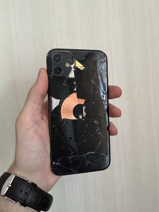 Продам 11 iphone 64gb 71%