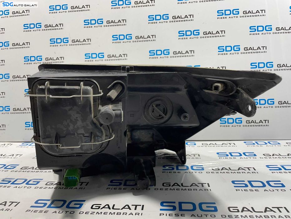 Far Stanga EUROPA Ford Transit 2006 - 2013 Cod 6C11-13W030-BD [L3959]