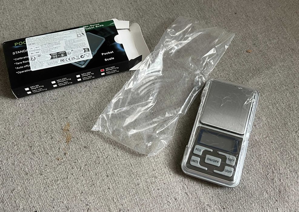 Cantar de buzunar 500 g 0.01 g, nou sigilat, display LED albastru