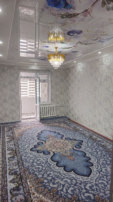 Шахар марказидан 2 хоналик квартира Янги бозор 8-мактаб  ёнида Сотилад