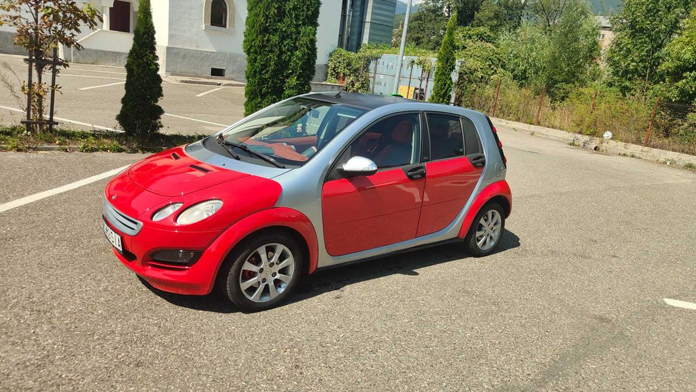Vând autoturism Smart fourfour