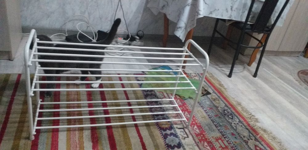 Срочно продам обувную полку