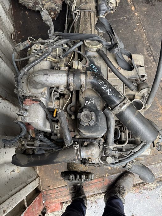 Двигатель TD27 2.7 дизель