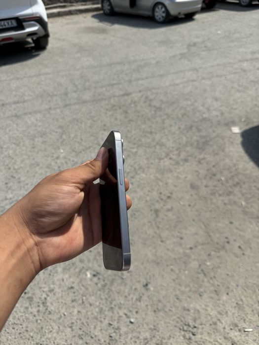 Iphone 15 pro srochni