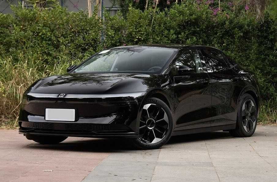 Zeekr 007 4WD Smart Driving Version