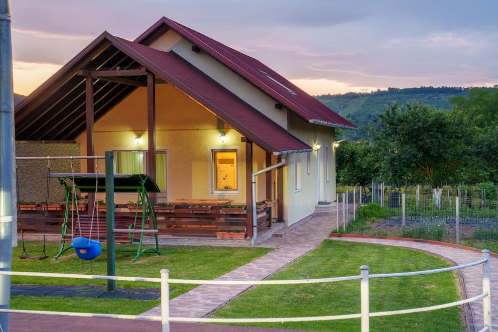 Casa cu teren Mintia de vanzare