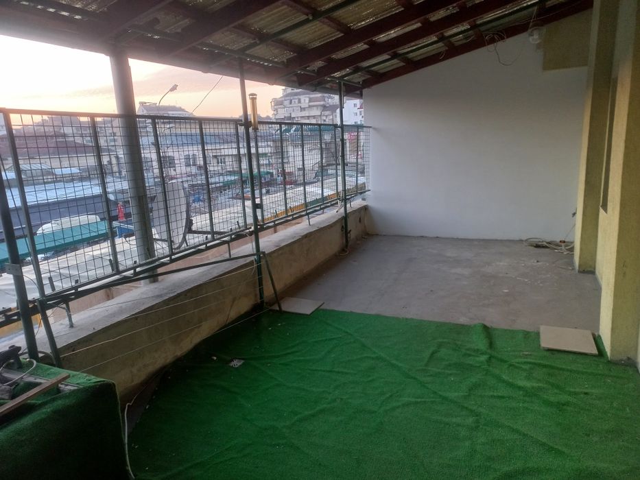 Inchiriez apartament 4 camere