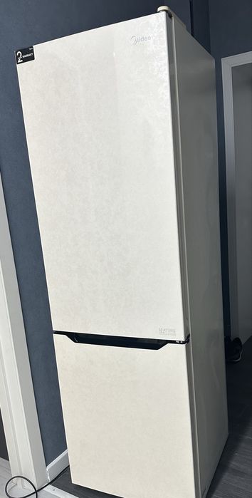 Холодильник MIDEA