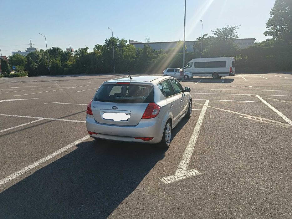 KIA Ceed 2010 — imagine 5