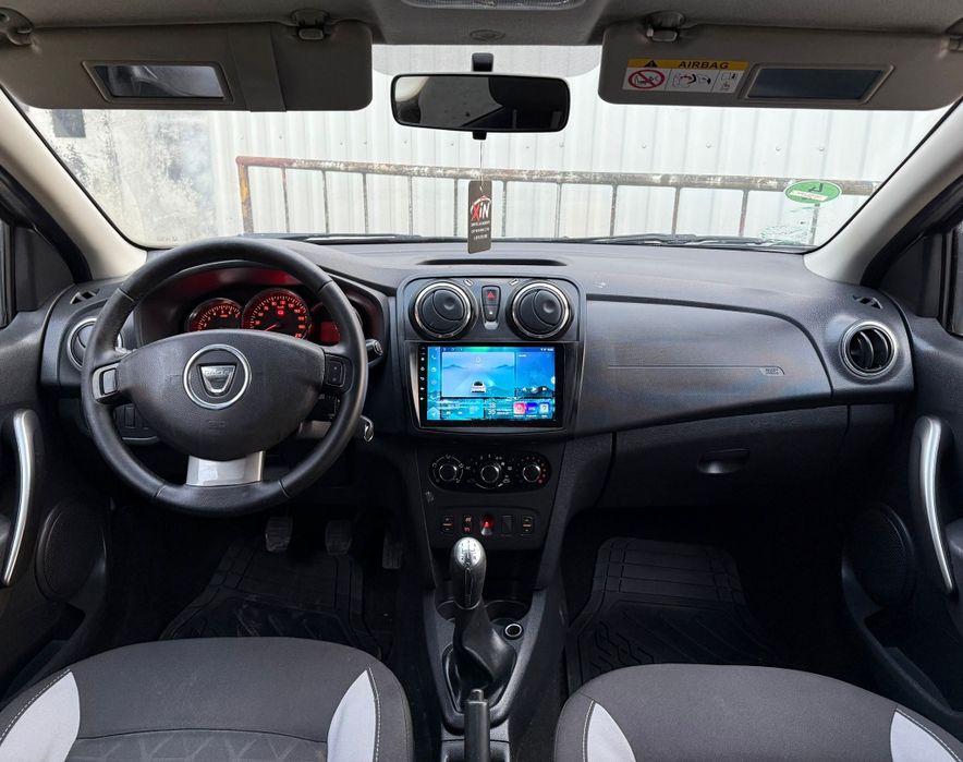 Dacia Sandero STEPWAY / 1.5 dCi / Navi