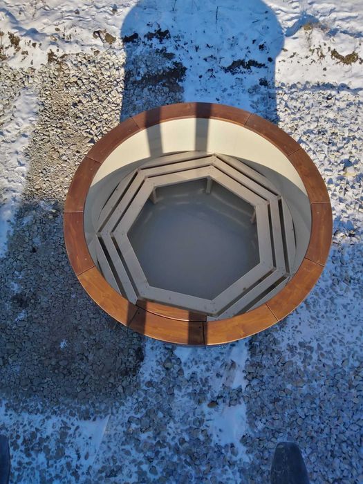 Ciubar din lemn Captusit cu fibra ( Polipropilena ) de la ciubarar.ro