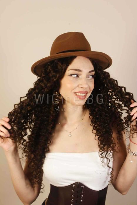 Дълга къдрава тъмнокестенява лейс фронт перука Малена