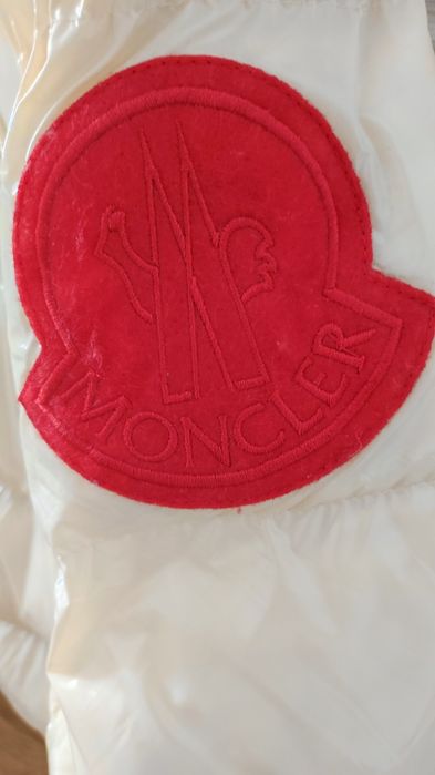 Новая куртка фирма Монклер