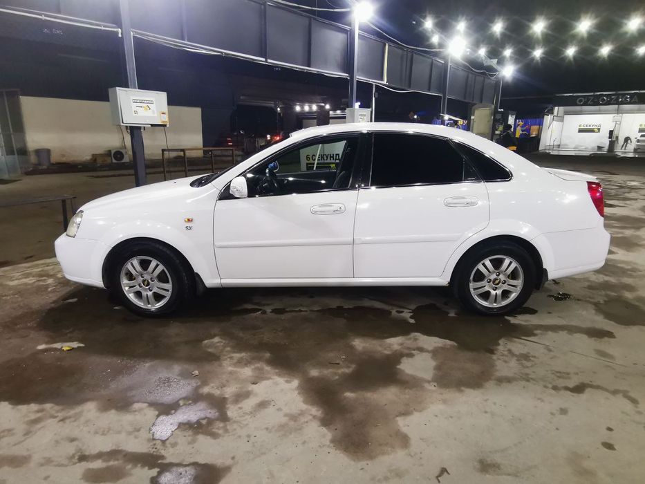 Lasetti 2 pozitsiya sotiladi