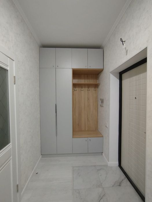 Кухонный гарнитур и шкафы