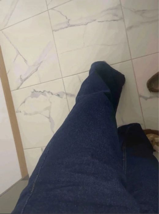 Blugi cu talie înaltă