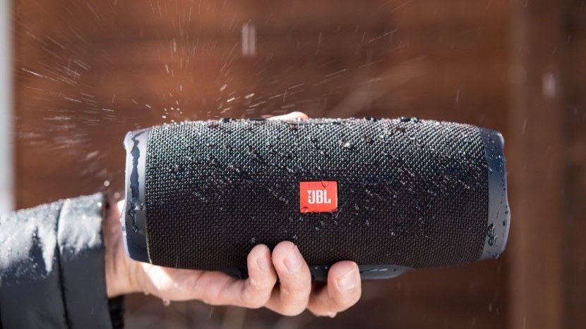 Оригинална колонка JBL Charge 3