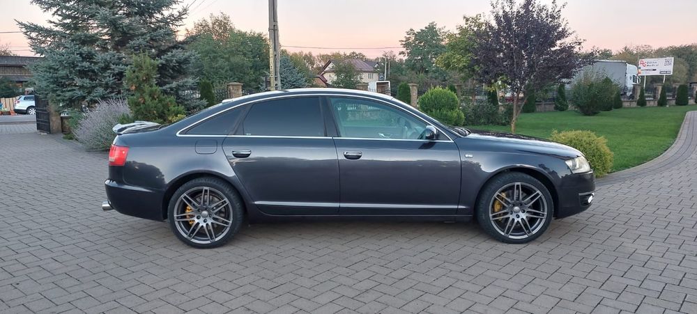 Audi A6 din 2007 motor 4.2 V8 Auto Quattro Volan pe dreapta Anglia