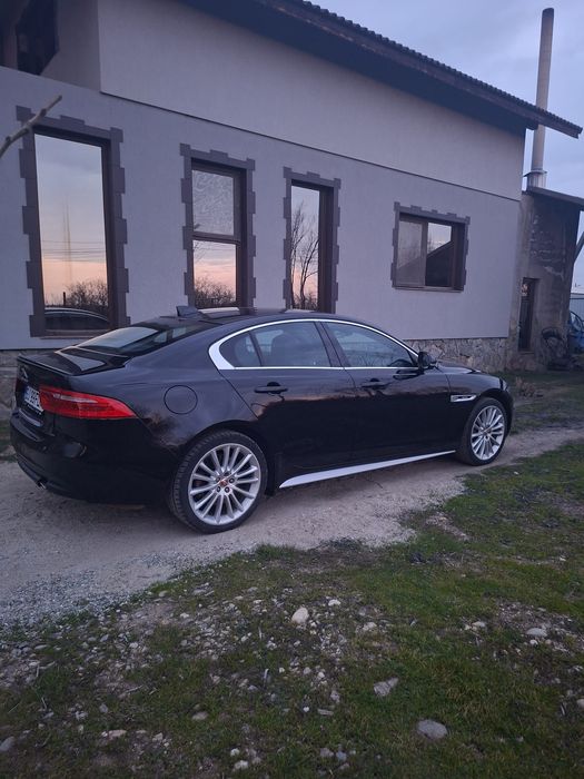Jaguar XE R-sport AWD P300  variante schimburi cu  www phaetton