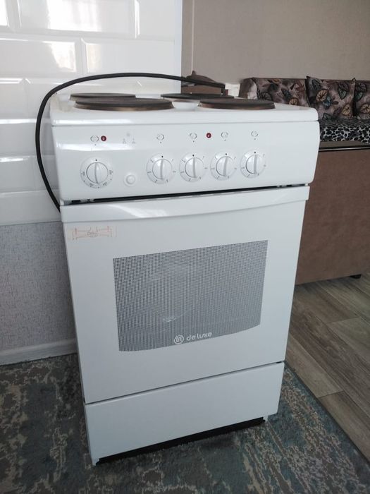 Продам электрическую плиту.