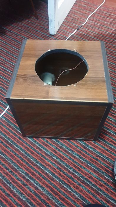 Продаётся колонку MYSTERY MJ830