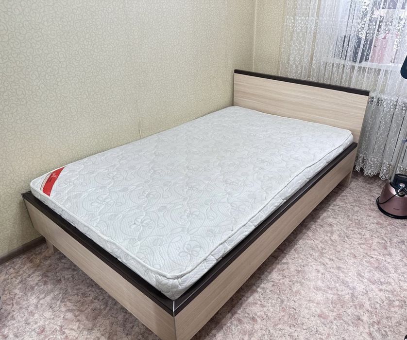 Продам шкаф с кроватью