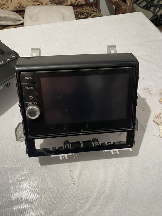 Монитор тойота двухсотки 2020 год